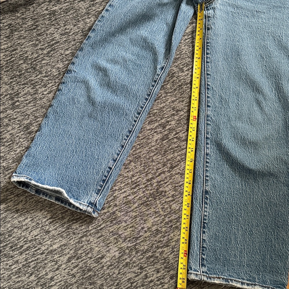Levi’s Premium Ribcage Straight Ankle 28 width - Picture 11 of 13